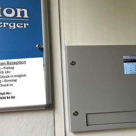 Pension Zum Lichtenberger เบอร์ลิน ภายนอก รูปภาพ